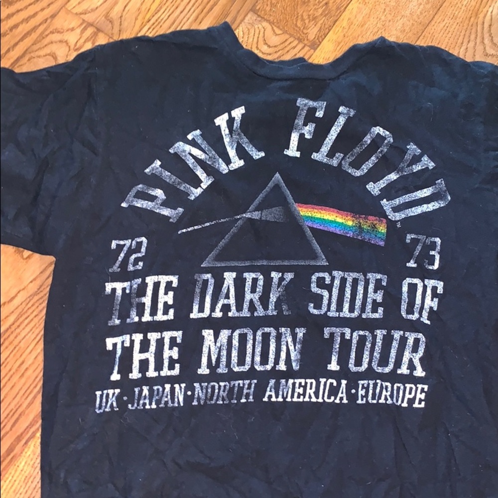 Two Men’s T Shirts for Distressing/Cropping